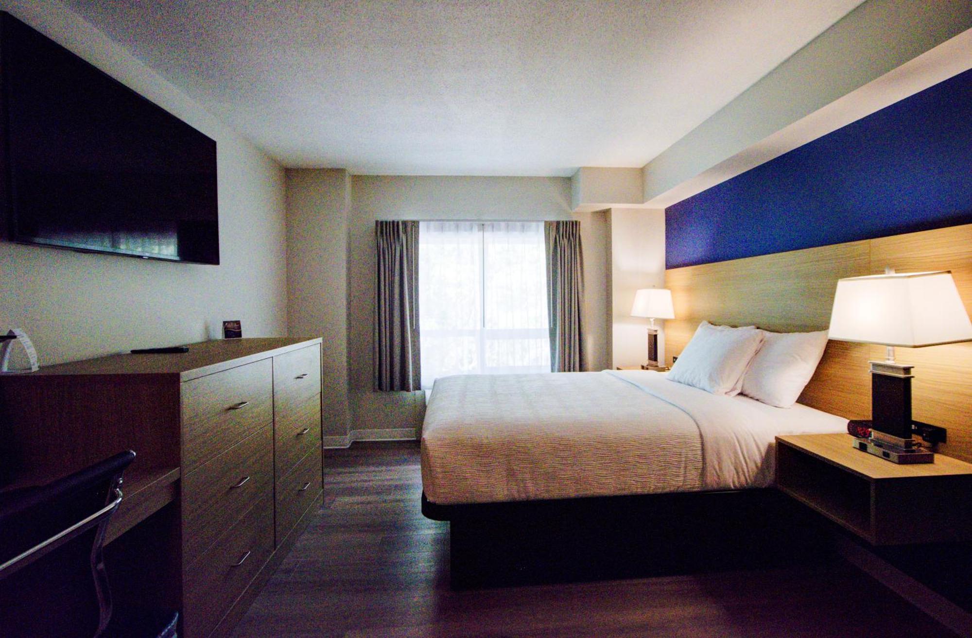 Baymont By Wyndham Gold River ภายนอก รูปภาพ
